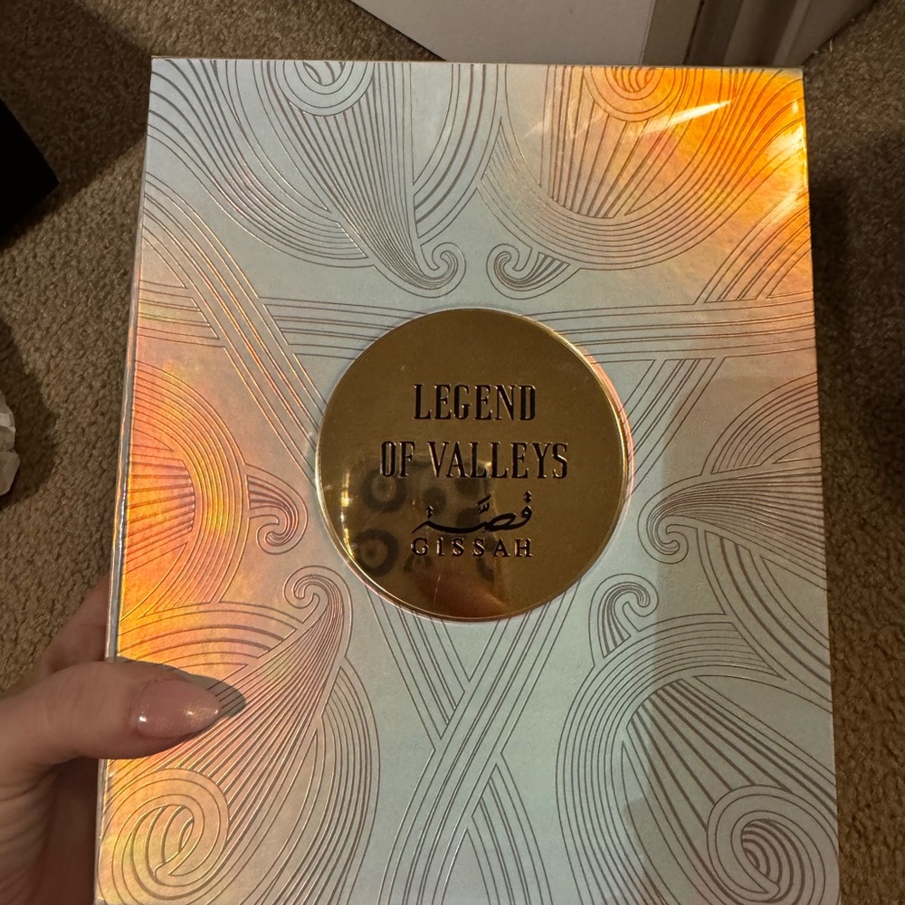Gissah Legend of Valleys perfume set - exclusive to the Middle East